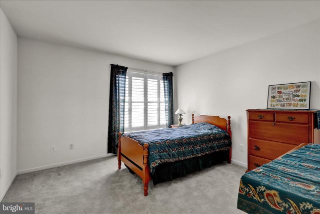 645 MARTIN DR, Avondale, PA 19311