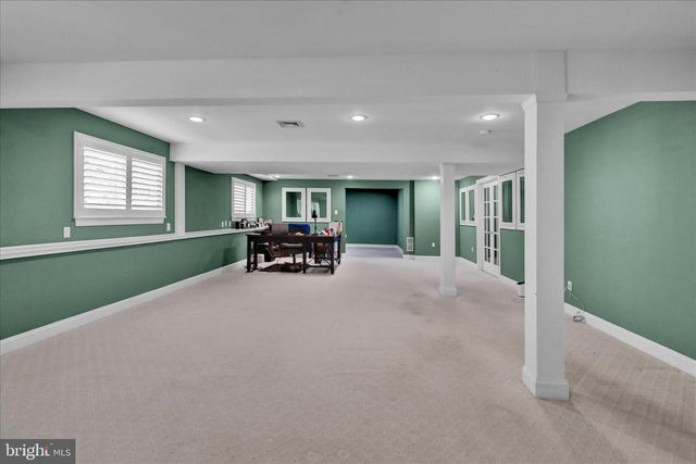 645 MARTIN DR, Avondale, PA 19311