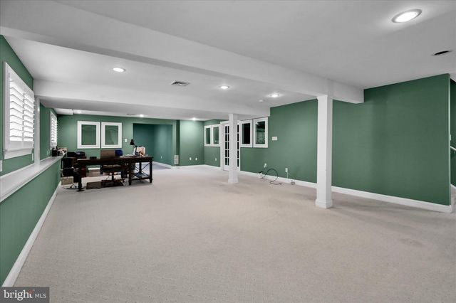 645 MARTIN DR, Avondale, PA 19311