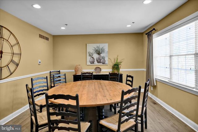 645 MARTIN DR, Avondale, PA 19311