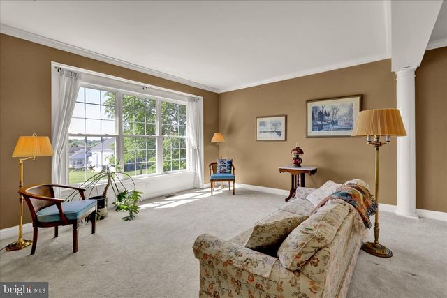 645 MARTIN DR, Avondale, PA 19311