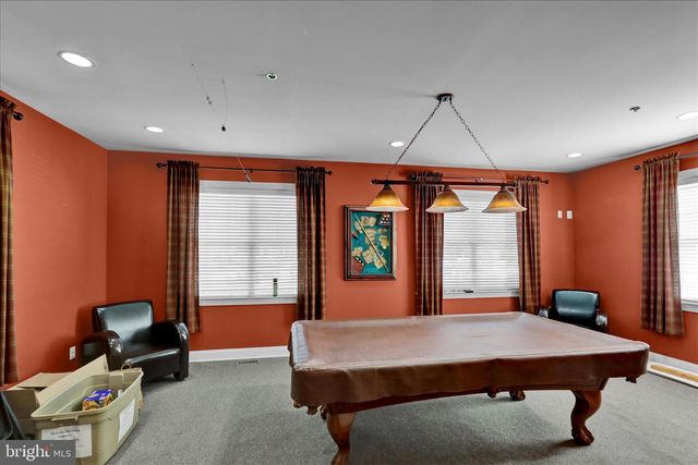 645 MARTIN DR, Avondale, PA 19311