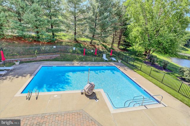 645 MARTIN DR, Avondale, PA 19311