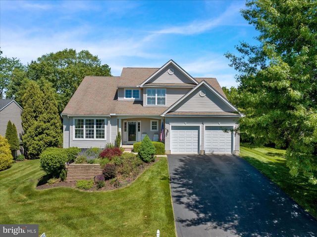 645 MARTIN DR, Avondale, PA 19311