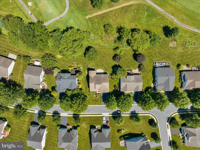 645 MARTIN DR, Avondale, PA 19311