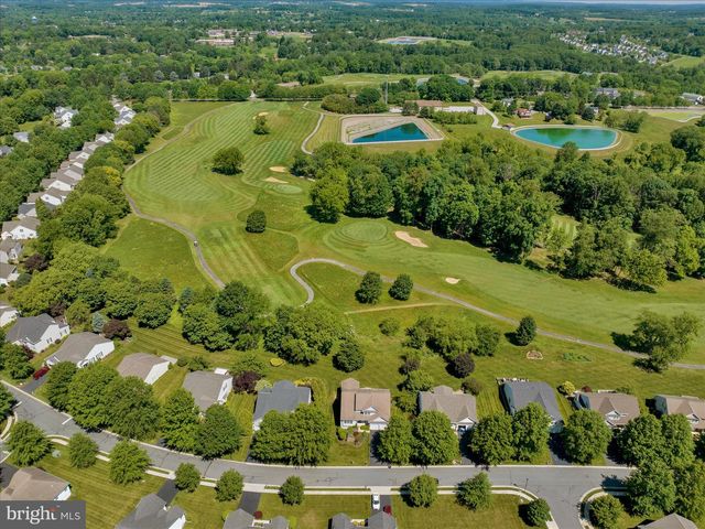 645 MARTIN DR, Avondale, PA 19311