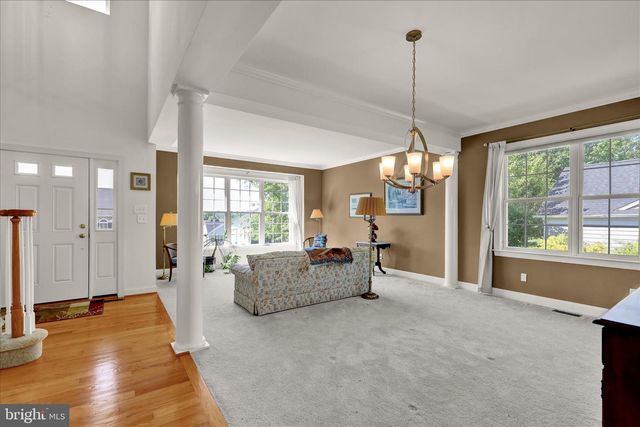 645 MARTIN DR, Avondale, PA 19311