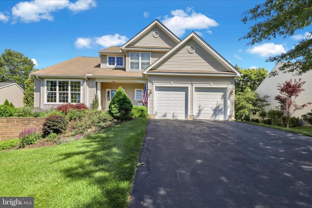 645 MARTIN DR, Avondale, PA 19311