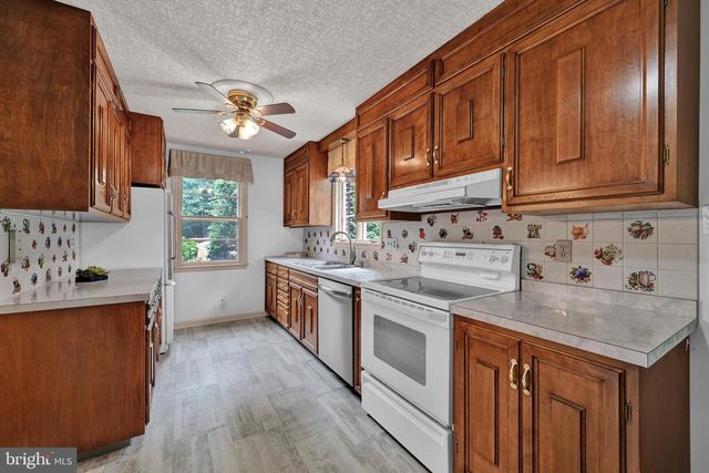 156 CONESTOGA BLVD, Lancaster, PA 17602