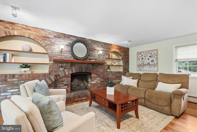1489 GREENAWALT RD, Huntingdon Valley, PA 19006