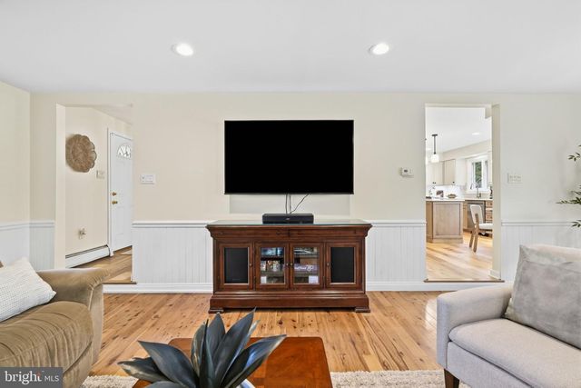1489 GREENAWALT RD, Huntingdon Valley, PA 19006
