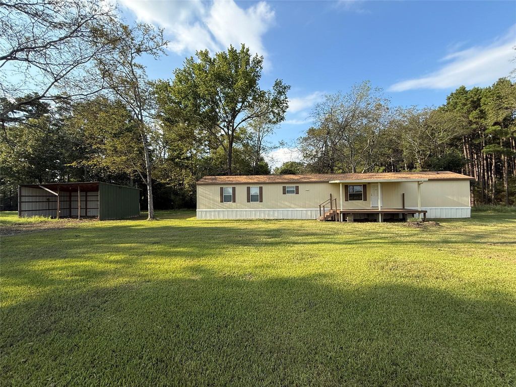 4813 Fm 357, Apple Springs, TX 75926