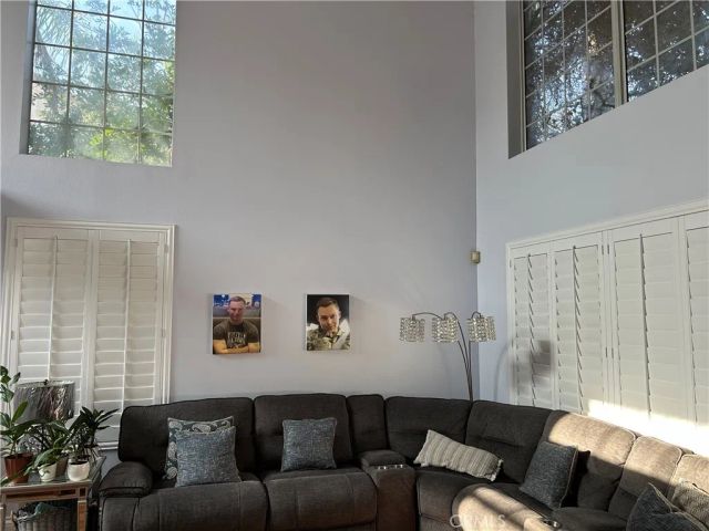 8016 Tuscany Street, Fontana, CA 92336