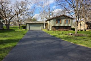 6125 S Kilkenny Drive, Crystal Lake, IL 60014
