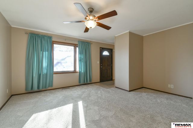 841 Aspen Lane, Lincoln, NE 68510