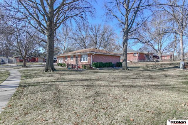 841 Aspen Lane, Lincoln, NE 68510