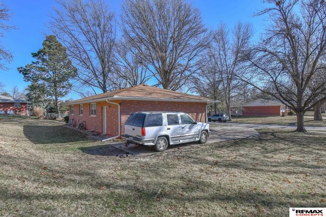 841 Aspen Lane, Lincoln, NE 68510