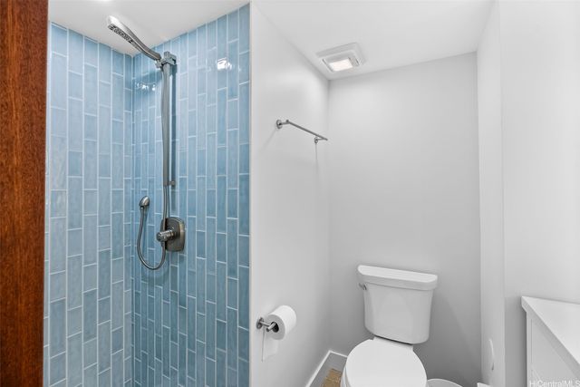 3015 Kalakaua Avenue 201, Honolulu, HI 96815