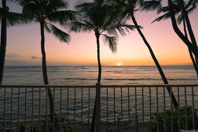 3015 Kalakaua Avenue 201, Honolulu, HI 96815