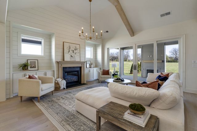 2004 Landry Pl, Franklin, TN 37064