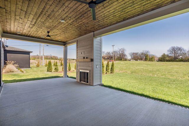 2004 Landry Pl, Franklin, TN 37064