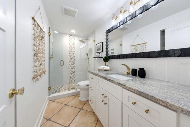 407 HARBOR VIEW LANE, Largo, FL 33770
