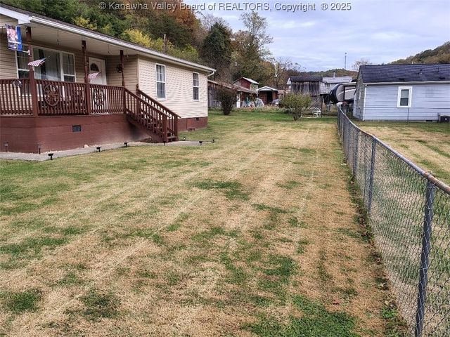 10 Rons Lane, West Hamlin, WV 25571