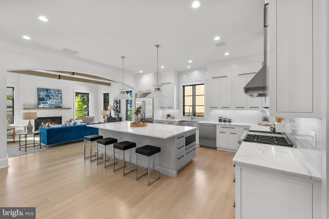 3108 KEY BLVD, Arlington, VA 22201