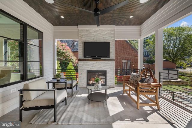 3108 KEY BLVD, Arlington, VA 22201