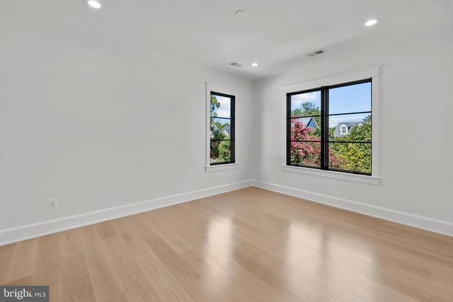 3108 KEY BLVD, Arlington, VA 22201