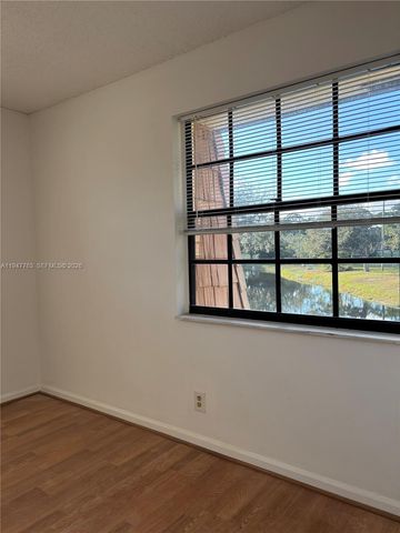 4171 Oak Terrace Dr 4171, Green Acres, FL 33463