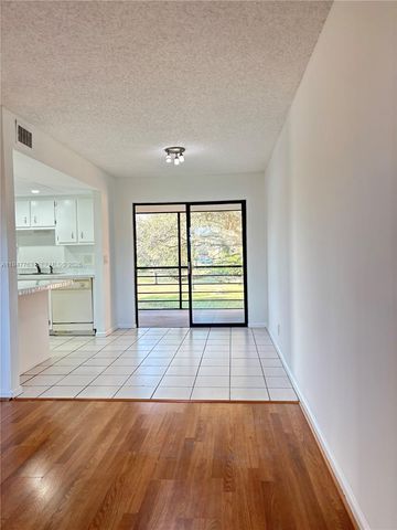 4171 Oak Terrace Dr 4171, Green Acres, FL 33463