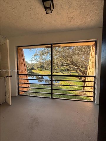 4171 Oak Terrace Dr 4171, Green Acres, FL 33463