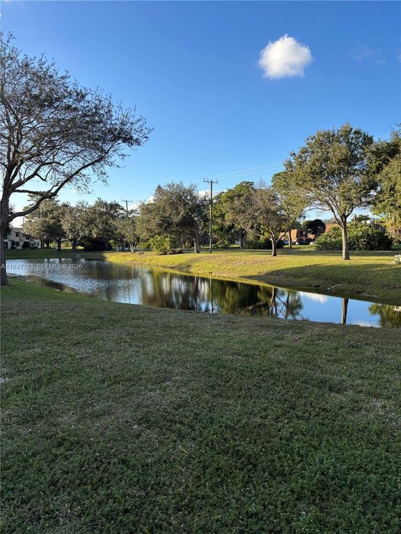 4171 Oak Terrace Dr 4171, Green Acres, FL 33463