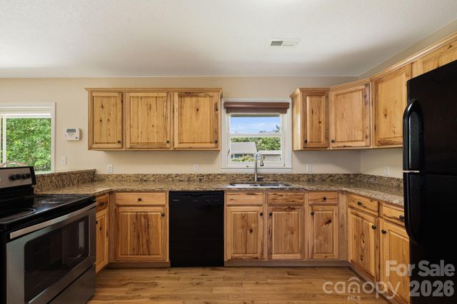 490 ecusta Road, Brevard, NC 28712