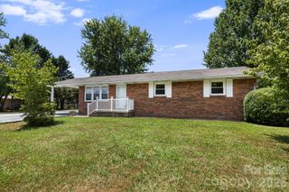 490 ecusta Road, Brevard, NC 28712