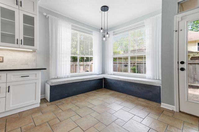 60 W Twinberry Place, The Woodlands, TX 77381