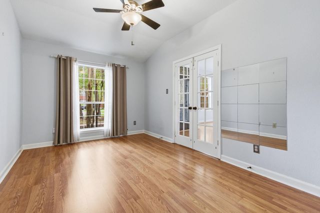 60 W Twinberry Place, The Woodlands, TX 77381