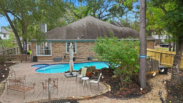 60 W Twinberry Place, The Woodlands, TX 77381