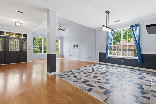 60 W Twinberry Place, The Woodlands, TX 77381