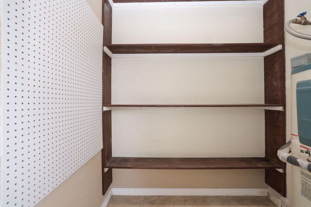 2001 Bering Drive 2F, Houston, TX 77057