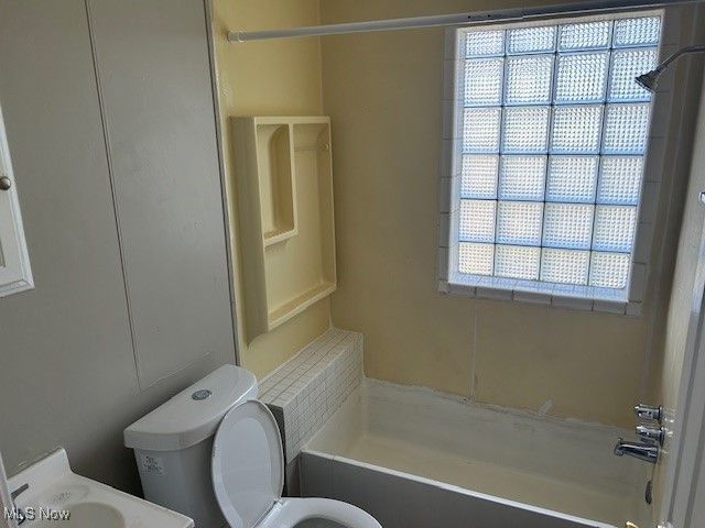 1736 Spring Avenue NE, Canton, OH 44714