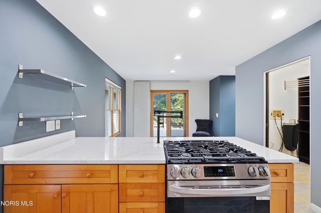 117 Mulberry Street, Perrysburg, OH 43551