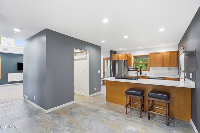 117 Mulberry Street, Perrysburg, OH 43551