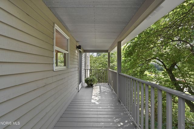 117 Mulberry Street, Perrysburg, OH 43551