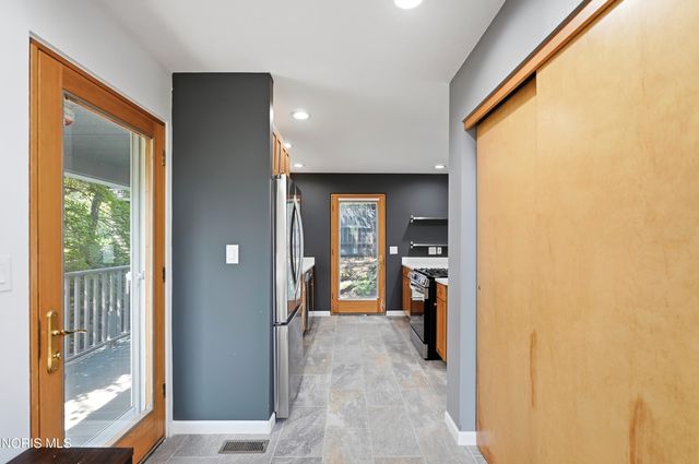 117 Mulberry Street, Perrysburg, OH 43551