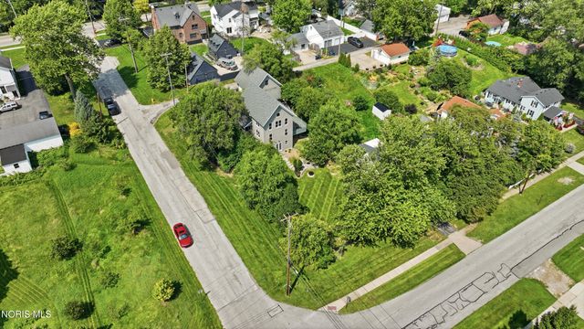 117 Mulberry Street, Perrysburg, OH 43551
