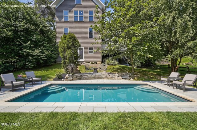 117 Mulberry Street, Perrysburg, OH 43551