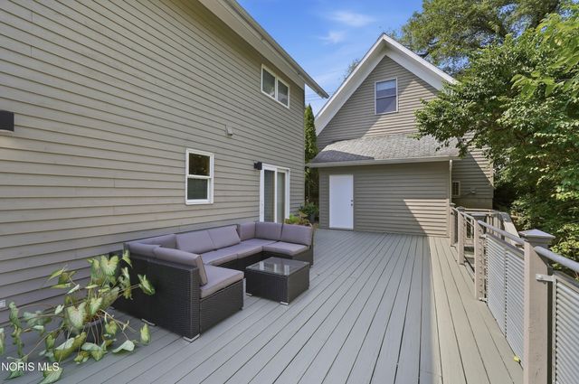 117 Mulberry Street, Perrysburg, OH 43551