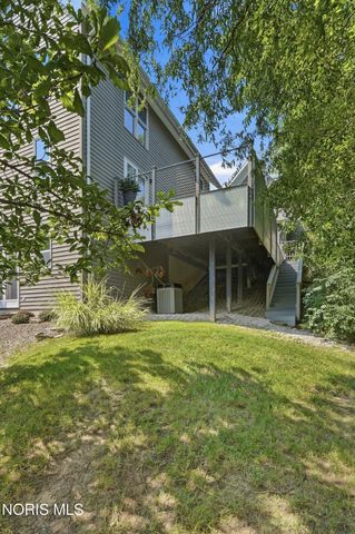 117 Mulberry Street, Perrysburg, OH 43551